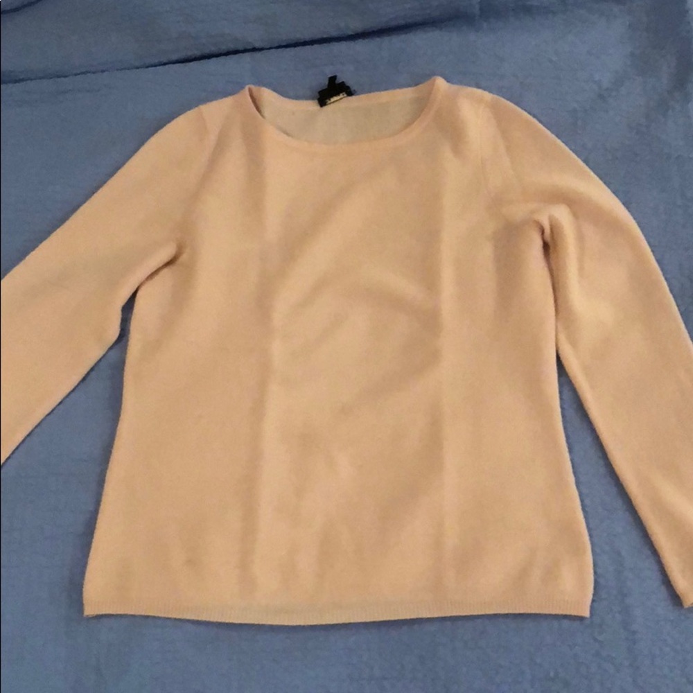 Pure cashmere soft pink sweater.